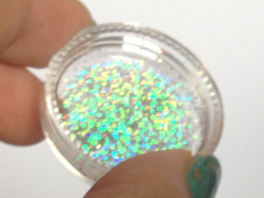I know this is a blurry pic.. but ooooh just look at that holo sparkily goodness!