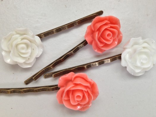 This month Julep also included floral hair pins as a surprise extra. Super cute! The white and coral are perfect for summer.